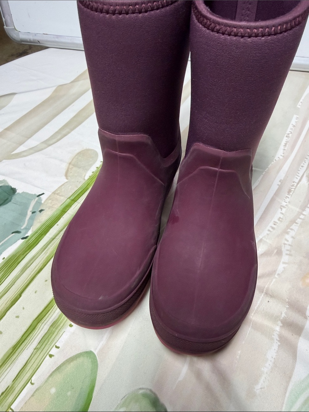 Kamik timber big kids Burgundy and Pink Winter Rain Boots sz 5 - Picture 4 of 9